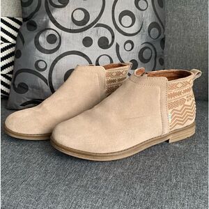 Toms Tan Kids Boots Youth 5